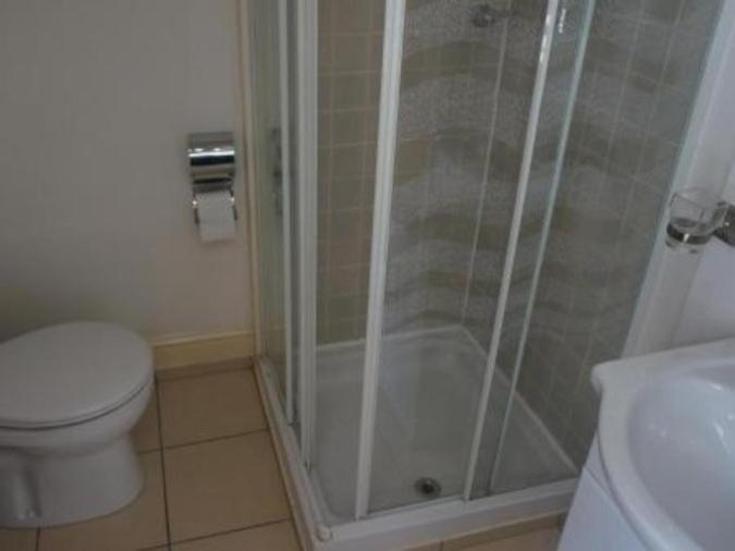 The Cotswold Nottingham Quarto foto