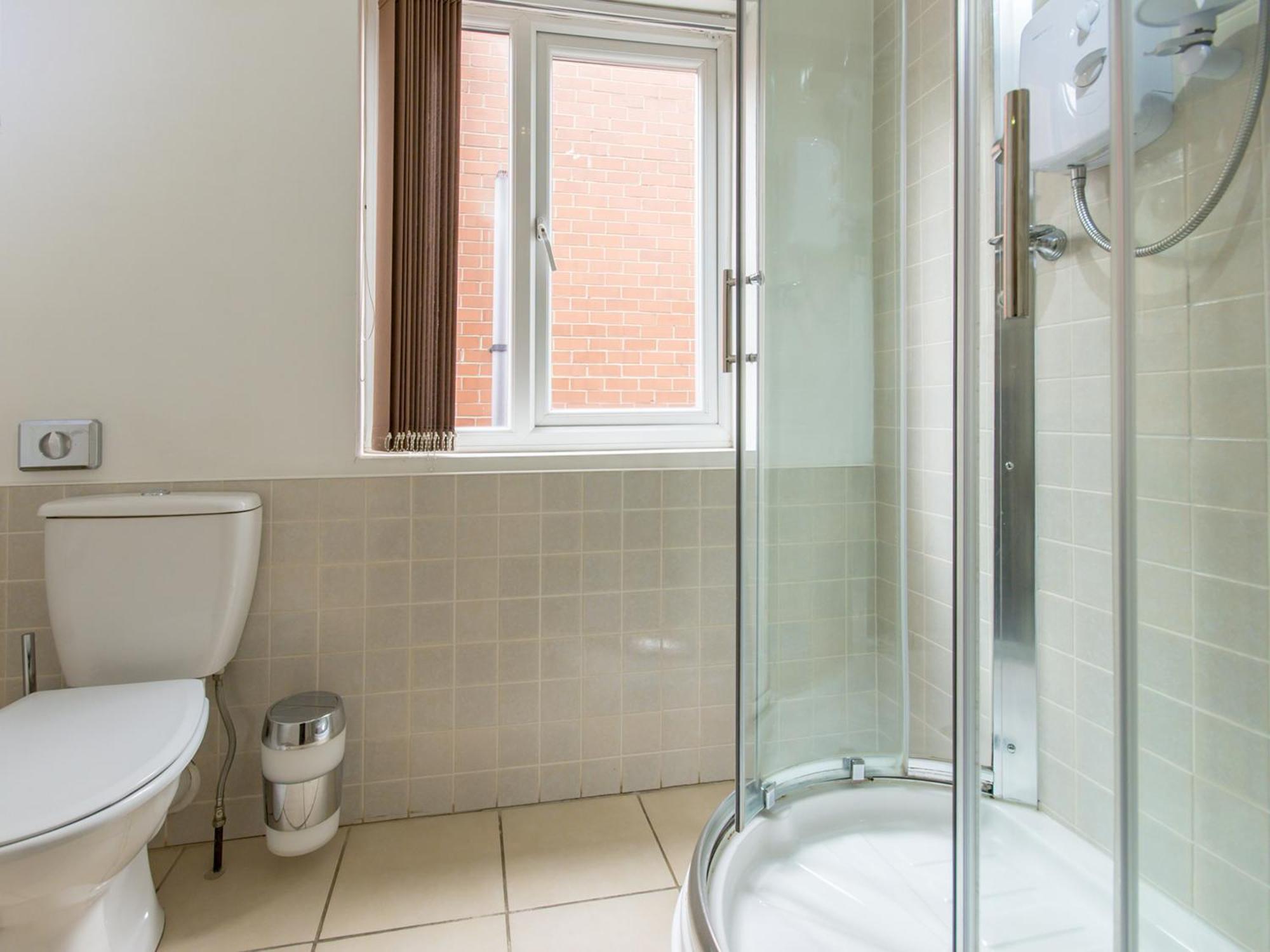 The Cotswold Nottingham Quarto foto