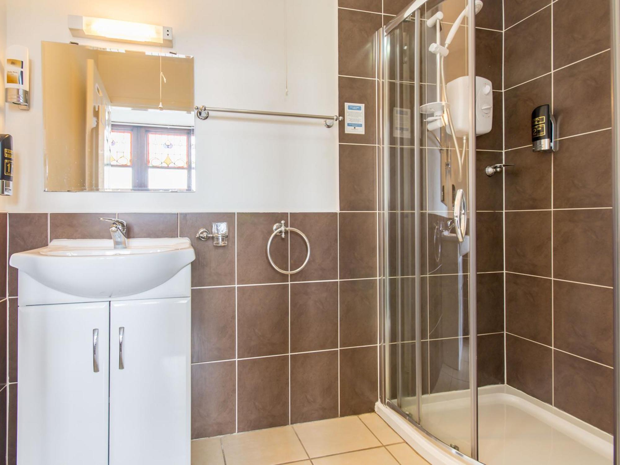 The Cotswold Nottingham Quarto foto